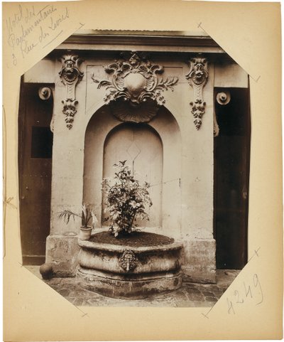 Sivu albumista Documents for the History of Old Paris, n.1910 (albumiprintti) (katso myös 622596-600) tekijältä Eugène Atget