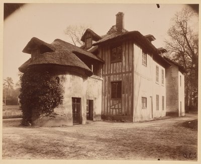  tekijältä Eugène Atget