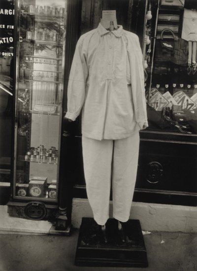 Nimetön (gelatiinihopeaprintti) tekijältä Eugène Atget