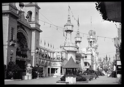 Luna Park, 1909 (nitraattinegatiivinen) tekijältä Eugene Wemlinger