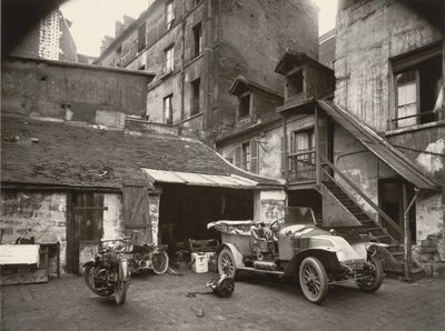 Sisäpiha, rue de Valence tekijältä Eugène Atget
