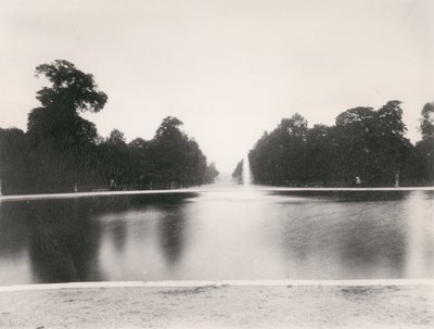 Jardin des Tuileries tekijältä Eugène Atget