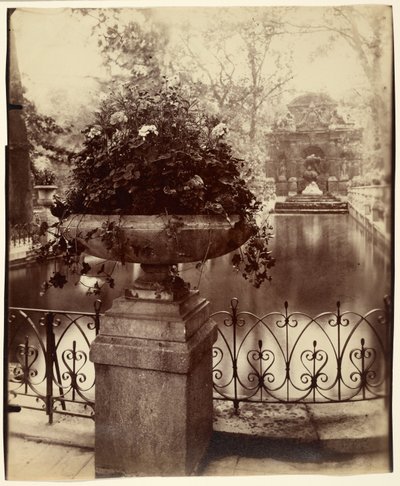 Luxemburgin puutarhat tekijältä Eugène Atget