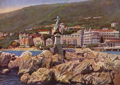 Opatija, nyt Opatija Kroatiassa: Madonna del Mare, taustalla Pyhän Marian kirkko (kuva) (kuva) tekijältä European Photographer