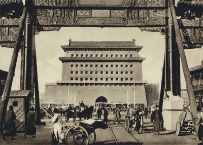 Kiina, Peking, kaupungin portti (s/w valokuva) tekijältä European Photographer