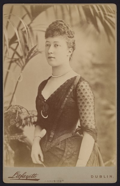 Muotokuva, prinsessa Louise Victoria, prinsessa Royal, kuningas Edward VII:n vanhin tytär, naimisissa 6th Earl of Fifen kanssa (m/w kuva) tekijältä European Photographer