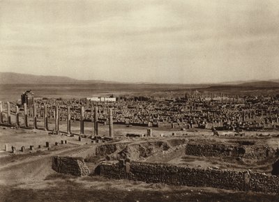 Timgad, yleisnäkymä (s/w valokuva) tekijältä European Photographer