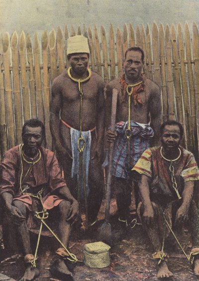 Tyypit Enemies, Prisoners Aux Fers tekijältä European Photographer