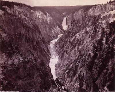 Yellowstonen Grand Canyon ja putoukset tekijältä F. Jay Haynes