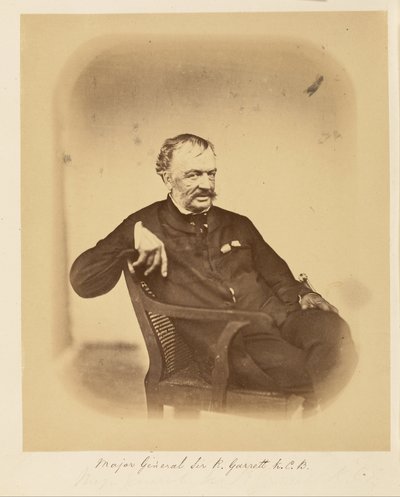 Kenraalimajuri Sir R.Garrett, K.C.B. tekijältä Felice Beato