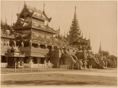 Hman Kyaung tai lasiluostari, Burma, n. 1890 (albumiprintti) tekijältä Felice Beato