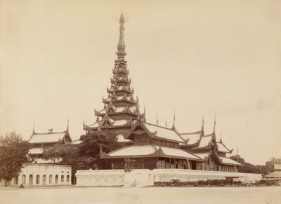 Palace Mandalay (maailmankaikkeuden keskus) tekijältä Felice Beato