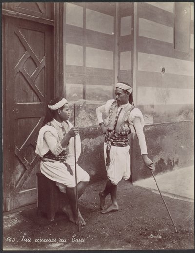 Juoksijat Kairossa tekijältä Félix Bonfils