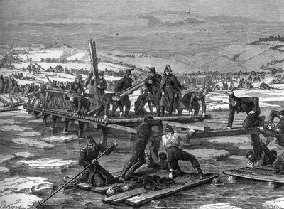 Napoleonin armeijan ponttonimiehet ylittävät Berezina-joen. tekijältä Felix Philippoteaux