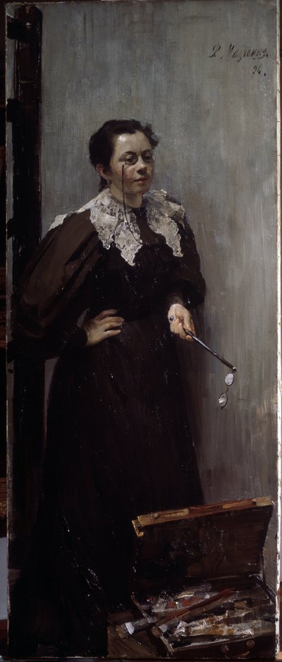 Taiteilija Anna Ostroumova Lebedeva (Ostroumova-Lebedeva) (1871-1955) muotokuva (Taiteilija A. Ostroumovan muotokuva). Edustettuna seisomassa maalausvälineensä takana, kiikarit nenässä ja toinen pari kädessään. Filipp Andin maalaus tekijältä Filipp Andreevich Maliavin