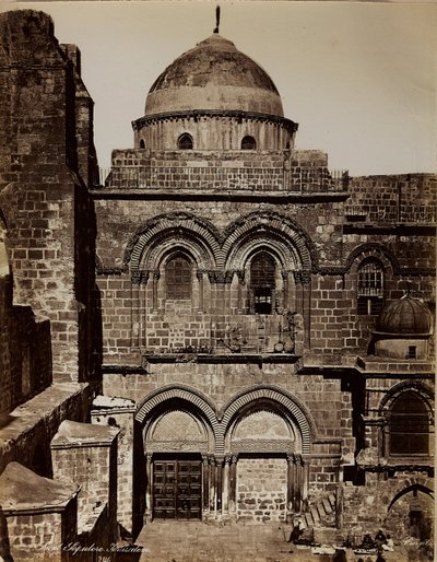 Albumi Palestine 1887: Pyhän haudan basilika Jerusalemissa tekijältä Félix Bonfils