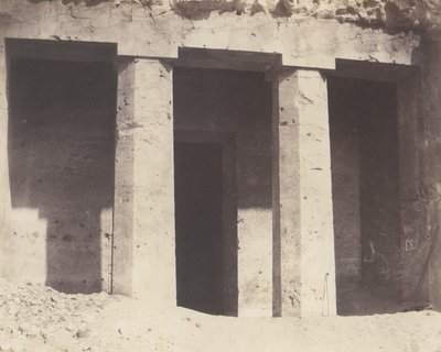 Béni-Haçan, Hypogean Architecture - Tomb of Amonei, 1851-52, painettu 1853-54. tekijältä Félix Teynard