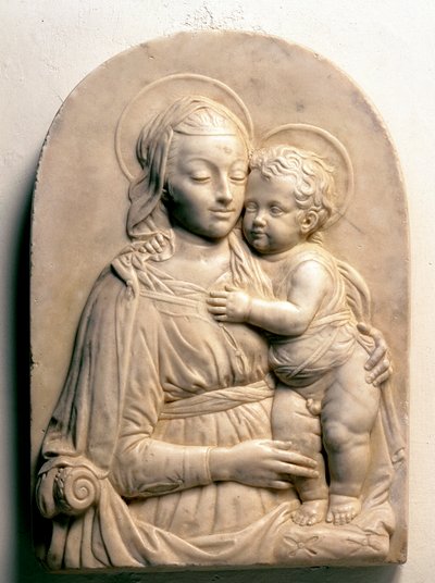 Neitsyt lapsen kanssa. Marmorinen matala kohokuvio tekijältä Francesco di Simone da Fiesole Ferrucci