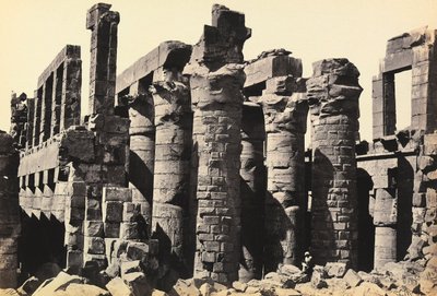 "Egypti ja Palestiina": Amon-Ra-temppelin suuren hypostyle-salin rauniot, Karnak, Egypti tekijältä Francis Frith