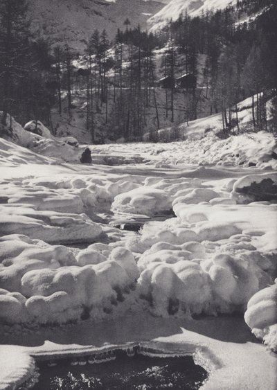 Penniinien Alpit: Frozen Stream (m/w kuva) tekijältä Francis Sydney Smythe