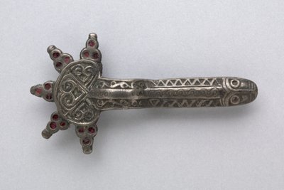 Fibula, 500s tekijältä Frankish School