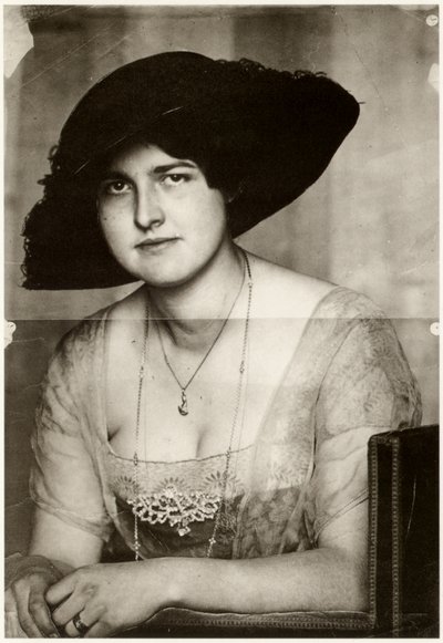 Maria tummalla hatulla, 1915. tekijältä Franz Stuck Ritter von