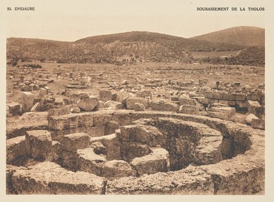 Epidaurus. Tholoksen pohja tekijältä Frédéric Boissonnas