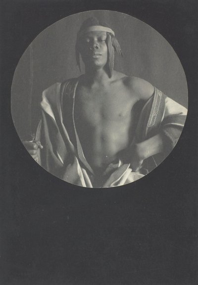 Etiopian monarkki, 1897, painettu n. 1902. tekijältä Fred Holland Day