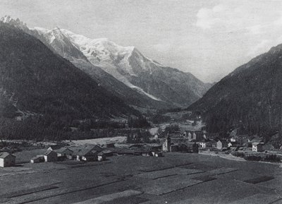 Argentieres ja Mont Blanc (s/w-kuva) tekijältä French Photographer
