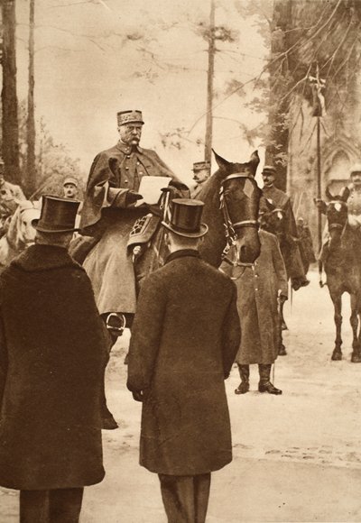 Kenraali Hirschauer ottaa haltuunsa Kehtin sillanpään, 30. tammikuuta 1919 tekijältä French Photographer