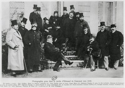 Ryhmä Edmond Huot de Goncourtin puutarhassa, noin 1890. tekijältä French Photographer