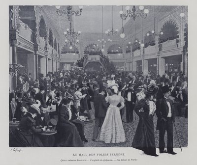 Hall of the Folies Bergere, Pariisi, väliajan aikana (m/w kuva) tekijältä French Photographer