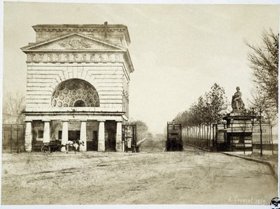 Passyn muuri Gouviotin valokuvissa "Pariisin muureissa". tekijältä French Photographer