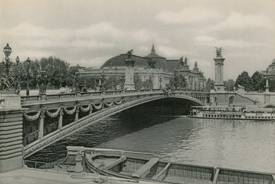 Pont Alexandre III ja Grand Palais, Alexandre Bridge ja Great Palace (valokuvakaiverrus) tekijältä French Photographer