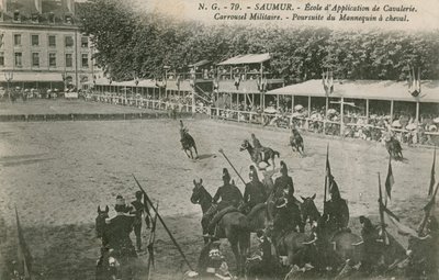 Paraati Saumurin ratsuväkikoulussa. Postikortti lähetetty 1913. tekijältä French Photographer