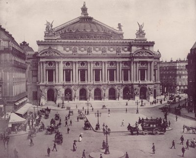 Pariisi: Pariisin oopperatalo (s/w-kuva) tekijältä French Photographer