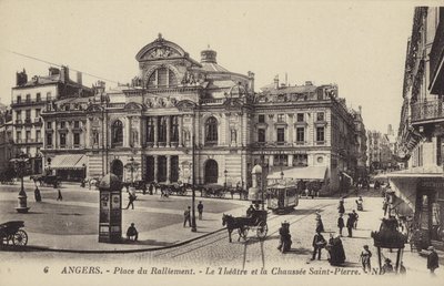 Place du Ralliement, teatteri ja Chaussee Saint-Pierre, Angers, Ranska tekijältä French Photographer