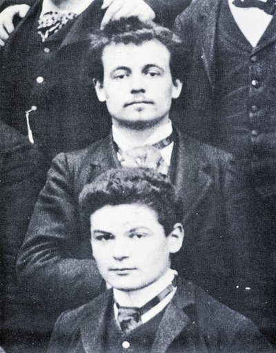 Muotokuva: Alfred Jarry (1873 -1907) ja Fargue (1876 - 1947) Lycée Henri IV:ssä, Pariisi - kuva tekijältä French Photographer