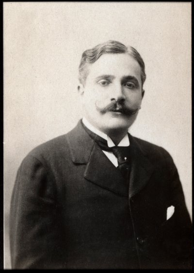 Pierre Decourcellen (1856-1926), ranskalaisen kirjailijan muotokuva. tekijältä French Photographer