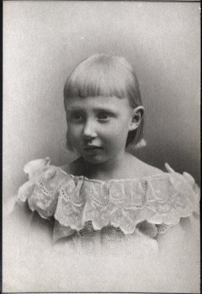 Muotokuva Tanskan ja Islannin prinsessa Dagmarista (1890-1961). tekijältä French Photographer