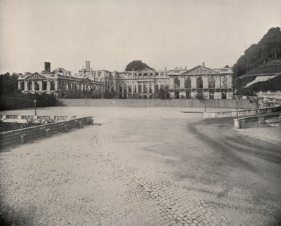 St Cloudin palatsin rauniot (m/w kuva) tekijältä French Photographer