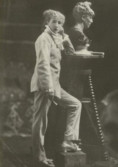 Sarah Bernhardt, vuonna 1869 (m/w kuva) tekijältä French Photographer