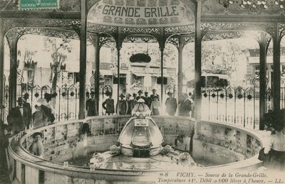 Vichyn Grand Grille -lähteen lähde. Postikortti lähetetty 1913. tekijältä French Photographer