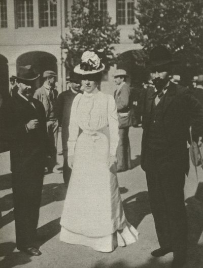 Lady In White, Dreyfusin kokeet (m/w kuva) tekijältä French Photographer