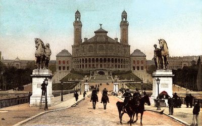 Trocaderon palatsi rakennettu 1878 Pariisin maailmannäyttelyä varten, n. 1906 (kuva) tekijältä French Photographer