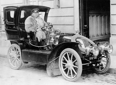 Vicart-auto, noin 1905 tekijältä French Photographer