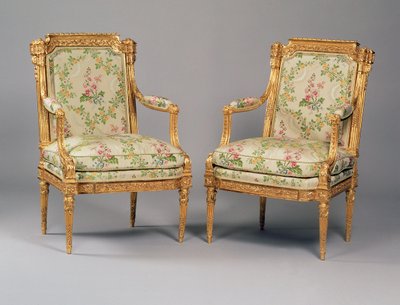 Nojatuolit Ludvig XVI:n huonekalusarjasta, leimattu Delaisement, n. 1780 (veistetty kullattu puu ja verhoilu) (katso myös 222393) tekijältä French School