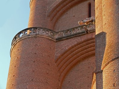 Länsitornin muurauksen yksityiskohta tekijältä French School