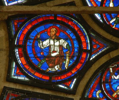 Yksityiskohta idästä ruusuikkunasta: St. Paul tekijältä French School