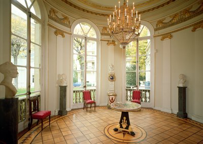 Salon Rondin sisustus, 1700-1800-luku tekijältä French School